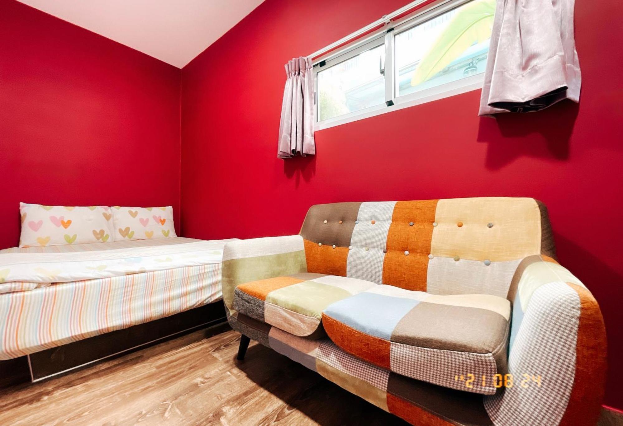 Little Ryukyu Hermit Crab Homestay เสี่ยวหลิวฉิว ภายนอก รูปภาพ